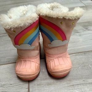 Cat and Jack size 5 t snow boots